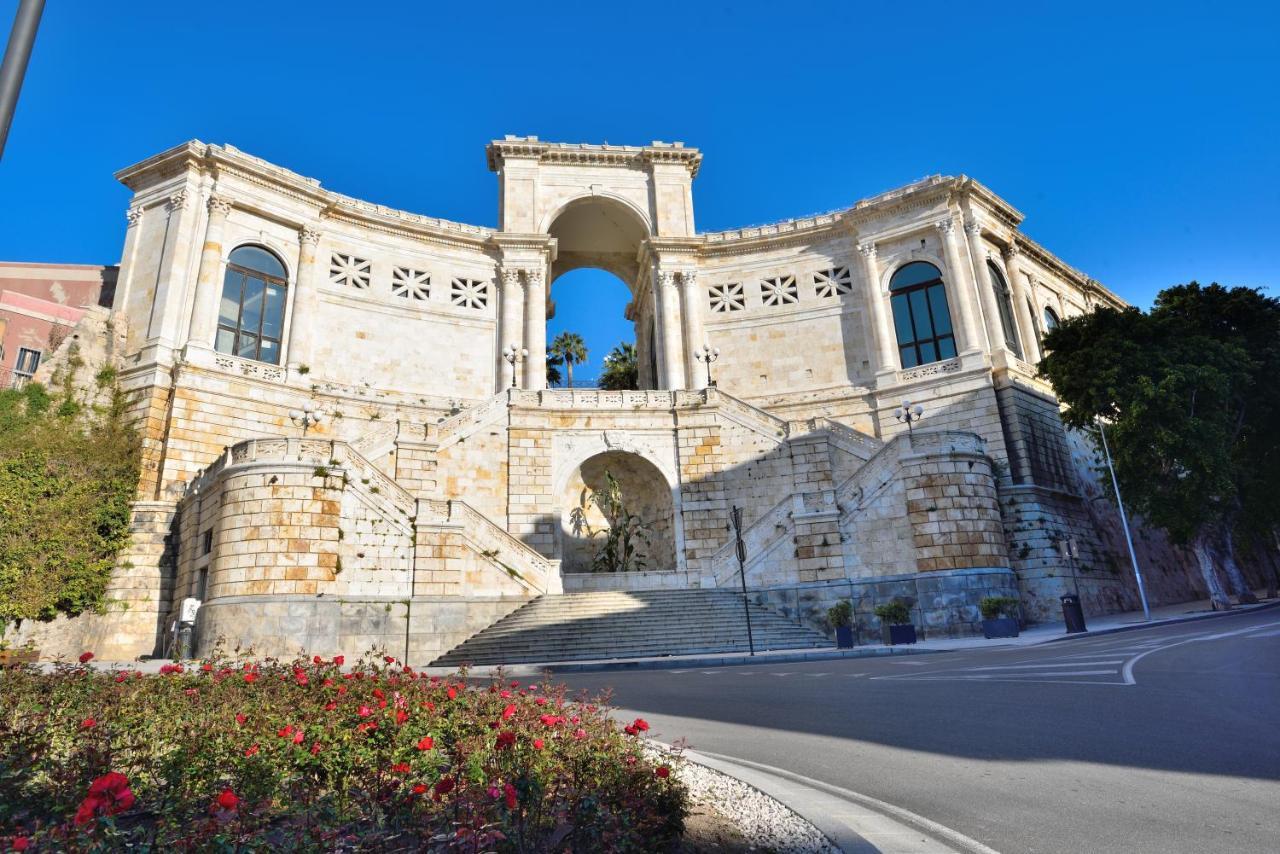 Almari Bed and Breakfast Κάλιαρι Εξωτερικό φωτογραφία